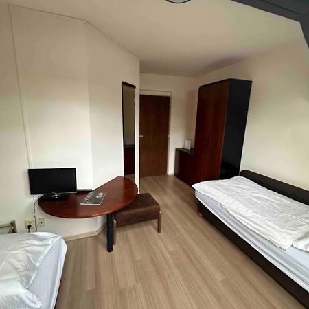 Private Apartment Near The Centre Μπρατισλάβα Εξωτερικό φωτογραφία