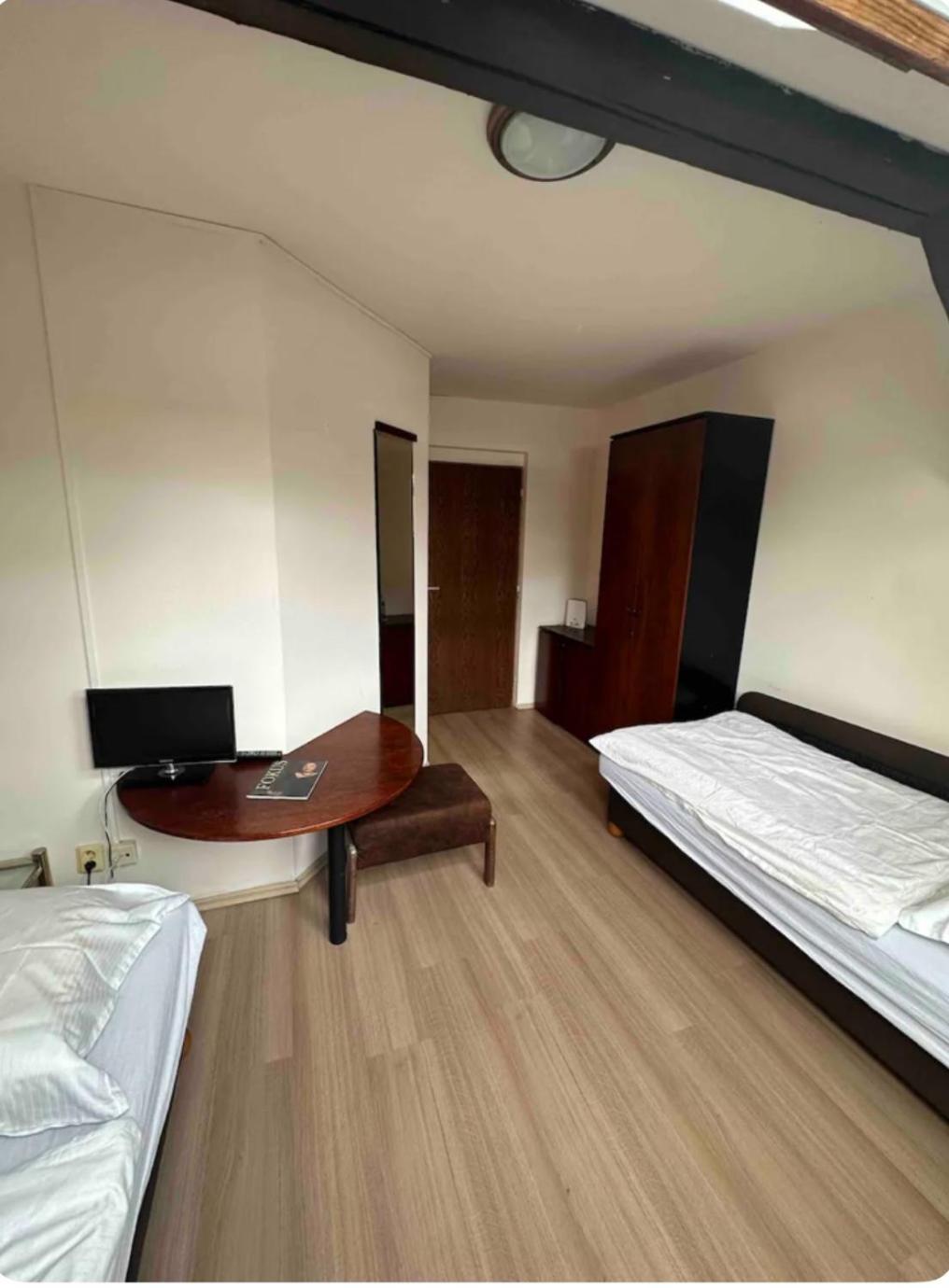 Private Apartment Near The Centre Μπρατισλάβα Εξωτερικό φωτογραφία