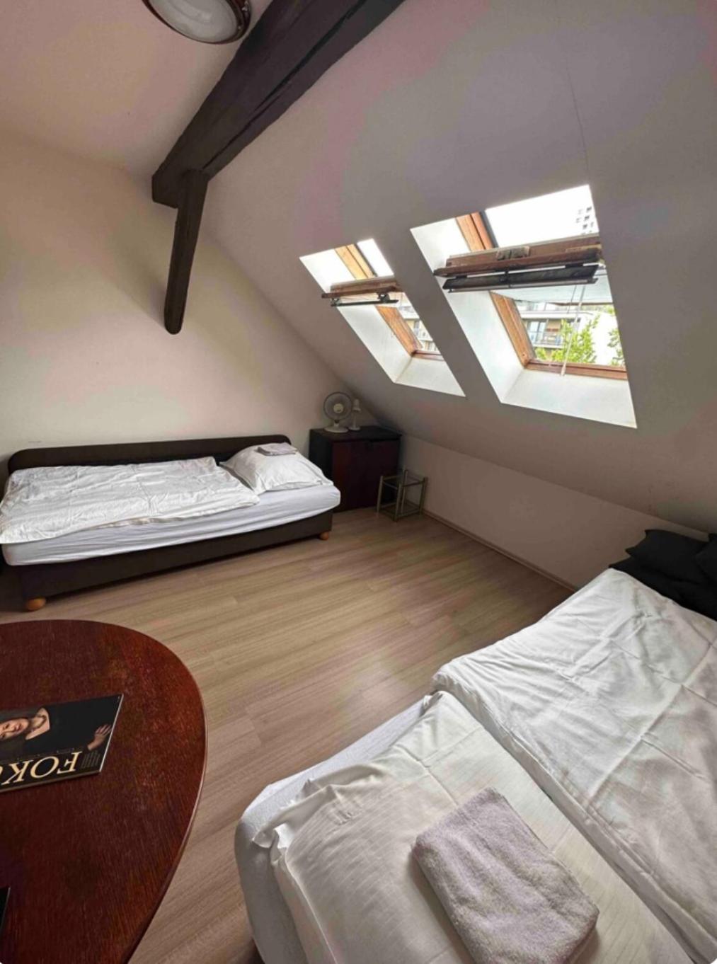 Private Apartment Near The Centre Μπρατισλάβα Εξωτερικό φωτογραφία